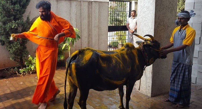 कर्नाटक चुनाव: मतदान के दिन नेताओं ने नहीं छोड़ी कोई कसर, किए अलग-अलग दावे 