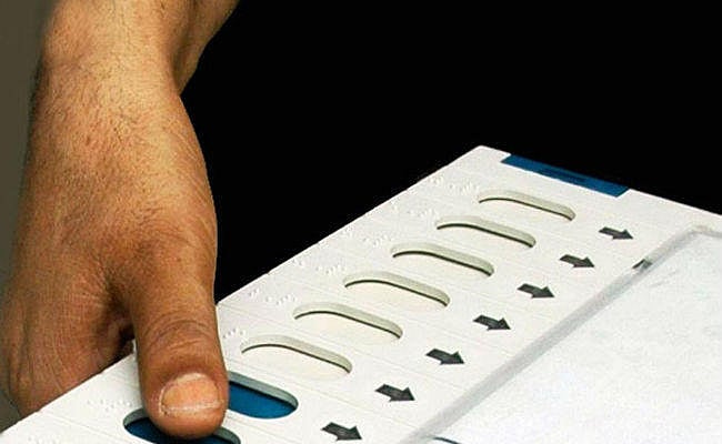 बीजेपी चाहती है नीतीश का उम्मीदवार हार जाए बिहार की जोकीहाट सीट का उपचुनाव !