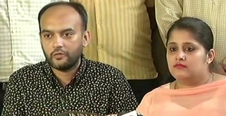 लखनऊ पासपोर्ट ऑफिस में धर्म के नाम पर हिंदू-मुस्लिम दंपति का अपमान, अधिकारियों ने धर्म बदलने के लिए कहा
