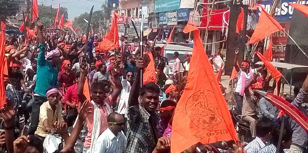  सीआईए ने वीएचपी, बजरंग दल को बताया धार्मिक उग्रवादी संगठन, दोनों संगठनों ने जताई आपत्ति