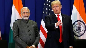 अमेरिका ने ईरान से तेल आयात करने वाले देशों को दी चेतावनी, भारत दूसरा सबसे बड़ा आयातक