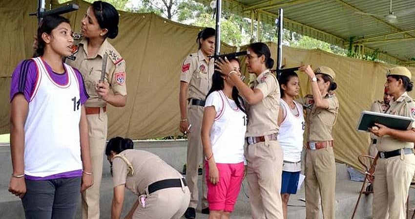  सीएम शिवराज ने महिला पुलिस अभ्यर्थियों को दिया धोखा, भर्ती से बाहर हुई अभ्यर्थियों ने रखा सामूहिक उपवास 
