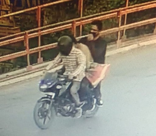 शुजात बुखारी हत्या मामले में संदिग्धों की तस्वीर पुलिस ने की जारी, लोगों से की पहचानने की अपील