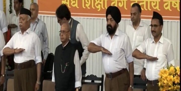  प्रणब मुखर्जी की वायरल फर्जी फोटो पर शर्मिष्ठा मुखर्जी ने कहा, जिस बात का डर था वही हुआ 