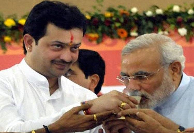 मध्य प्रदेशः भय्यू जी महाराज ने खुद को गोली मारकर की खुदकुशी, शिवराज ने बनाया था राज्य मंत्री