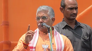 पश्चिम बंगाल के बीजेपी अध्यक्ष दिलीप घोष ने तृणमूल कांग्रेस को दी धमकी, कहा, गोली से लेंगे गोली का बदला