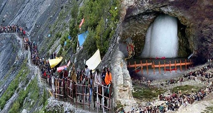  अमरनाथ यात्रा पर मंडराया आतंकी साया, घाटी में 200 आतंकी सक्रिय, महबूबा सरकार ने मांगे 22 हजार अतिरिक्त जवान