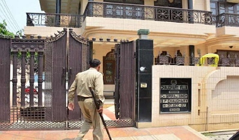 नोएडा का इंजीनियर निकला ‘धनकुबेर’, आयकर विभाग की कार्रवाई में अरबों की संपत्ति उजागर