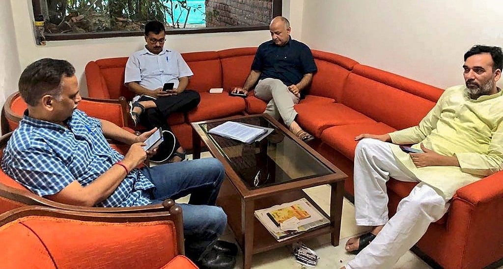 दिल्ली का राजनीतिक गतिरोध फिलहाल खत्म, केजरीवाल ने धरना वापस लेने का किया ऐलान