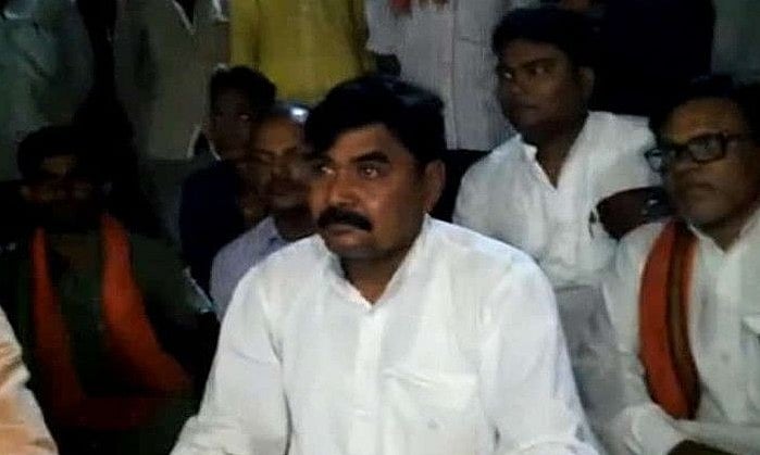 यूपी: सरकारी योजनाओं की जानकारी देने पहुंचे बीजेपी विधायक नहीं दे पाए ‘पीएम मुद्रा योजना’ के बारे में जवाब