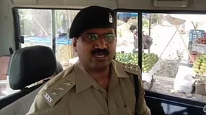 यूपी: पति-पत्नी के झगड़े में 1 महीने के मासूम बच्चे की हत्या, पिता ने कुचलकर उतारा मौत के घाट