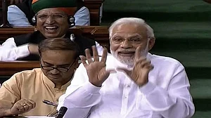 कल मदारी की डुगडुगी में दम नहीं था