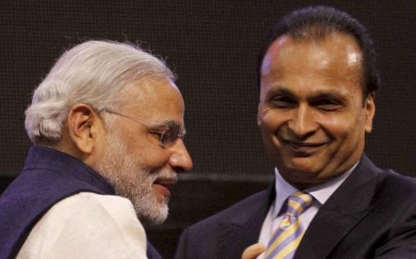 राफेल डील पर पत्रकार रवीश कुमार ने पूछा सवाल, ‘12 दिन पुरानी अनिल अंबानी की कंपनी को ठेका मिलना क्या महज संयोग है?’