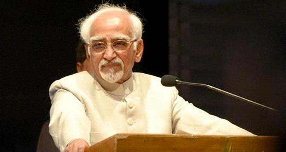 हामिद अंसारी ने BJP के आरोपों का दिया जवाब, कहा- झूठ फैलाया जा रहा, मैंने न बुलाया ना ही मिला
