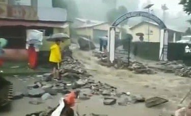 उत्तराखंड: पिथौरागढ़ में बादल फटने के बाद कई गांवों में भरा पानी, सेराघाट डैम को भी नुकसान पहुंचा