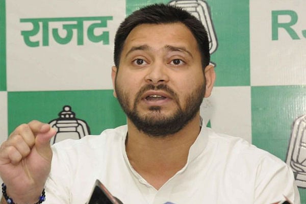 लालू यादव की बीमारी के मसले पर तेजस्वी यादव ने सुशील मोदी से पूछा, क्या आप डॉक्टर हैं?
