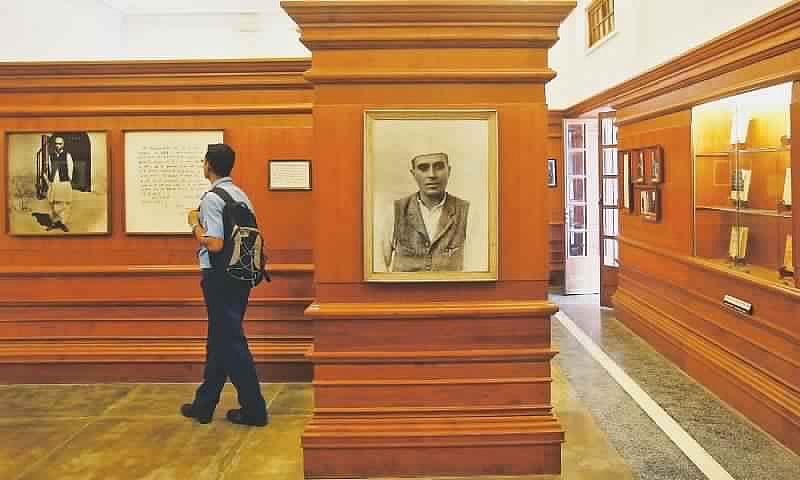 दिल्ली: नेहरू की धरोहर तीन मूर्ति भवन में बनेगा पूर्व प्रधानमंत्रियों का संग्रहालय, कांग्रेस ने किया विरोध