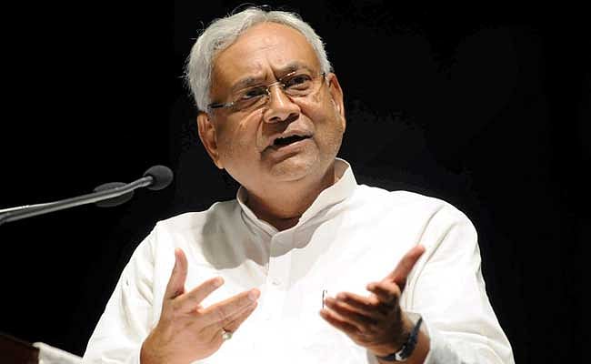 बिहार: शराबबंदी पर नीतीश कुमार का यू टर्न, अब पहली बार पकड़े जाने पर जेल नहीं, घर और खेत भी  नहीं होंगे जब्त