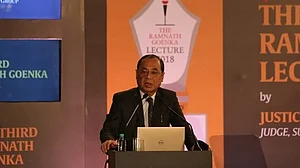 न्यायपालिका में सुधार नहीं, बल्कि क्रांति के लिए आ चुका है ‘संवैधानिक क्षण’: जस्टिस गोगोई