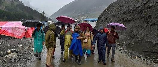 जम्मू-कश्मीर: अमरनाथ यात्रा पर खराब मौसम का असर, लगातार तीसरे दिन भी यात्रा स्थगित