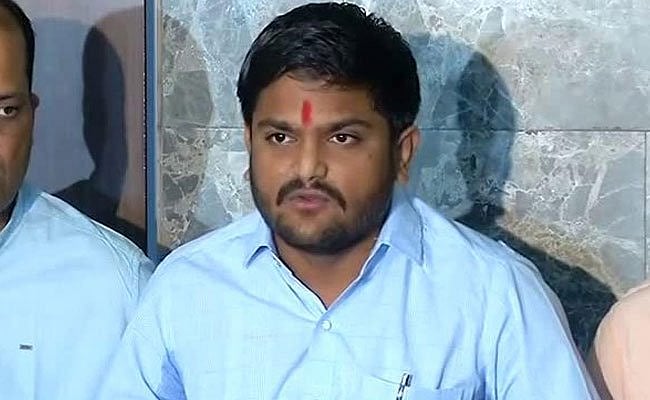 मेहसाणा हिंसा मामले में पाटीदार नेता हार्दिक पटेल दोषी करार, कोर्ट ने सुनाई 2 साल की सजा 
