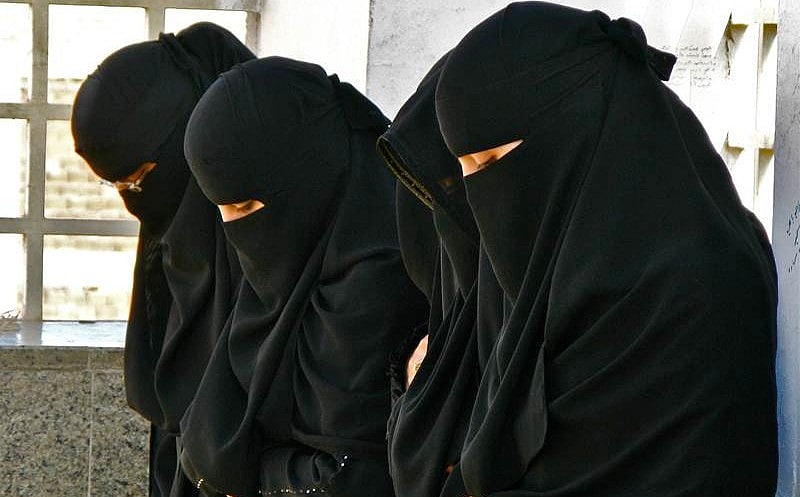 ट्रिपल तलाक के बाद अब शरीया अदालत ‘दारुल क़ज़ा’ पर छिड़ी बहस