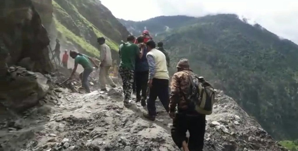 उत्तराखंड: आपदाग्रस्त पहाड़ में आफत की बरसात
