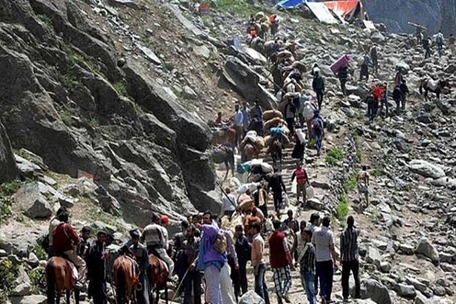 कैलाश मानसरोवर यात्रा: भारी बारिश के चलते  डेढ़ हजार से ज्यादा भारतीय तीर्थयात्री नेपाल में फंसे