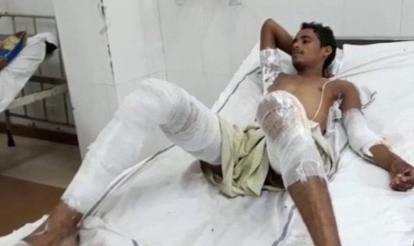 योगीराज में दबंगों से परेशान  एक परिवार के 5 लोगों ने की सामूहिक आत्मदाह की कोशिश, पुलिस पर लगे गंभीर आरोप