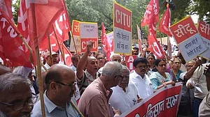देश भर में किसान संगठनों की हुंकार, ‘बीजेपी सरकार भारत छोड़ो’