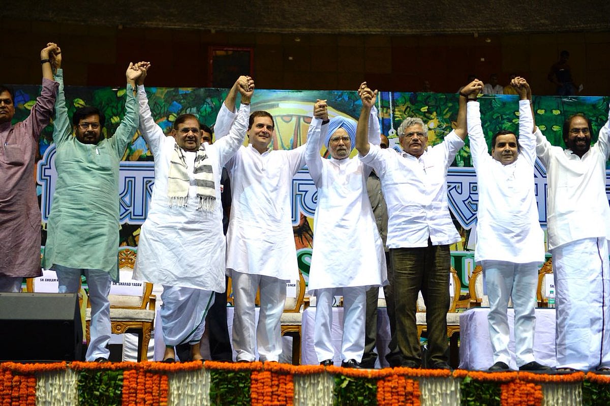 दिल्ली: ‘साझी विरासत बचाओ सम्मेलन’ में राहुल गांधी ने कहा, बीजेपी को हराने के लिए एक साथ खड़ा है सारा विपक्ष