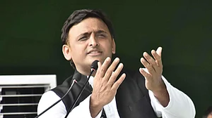 अखिलेश बोले, मोदी सरकार से जनता हो चुकी है परेशान, 2019 के लोकसभा चुनाव में लेगी बदला