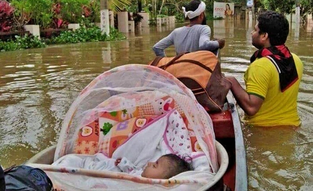 केरल: मछुआरों ने ठुकराया सीएम का प्रस्ताव, कहा, हमें जिंदगियां बचाने के पैसे नहीं चाहिए !