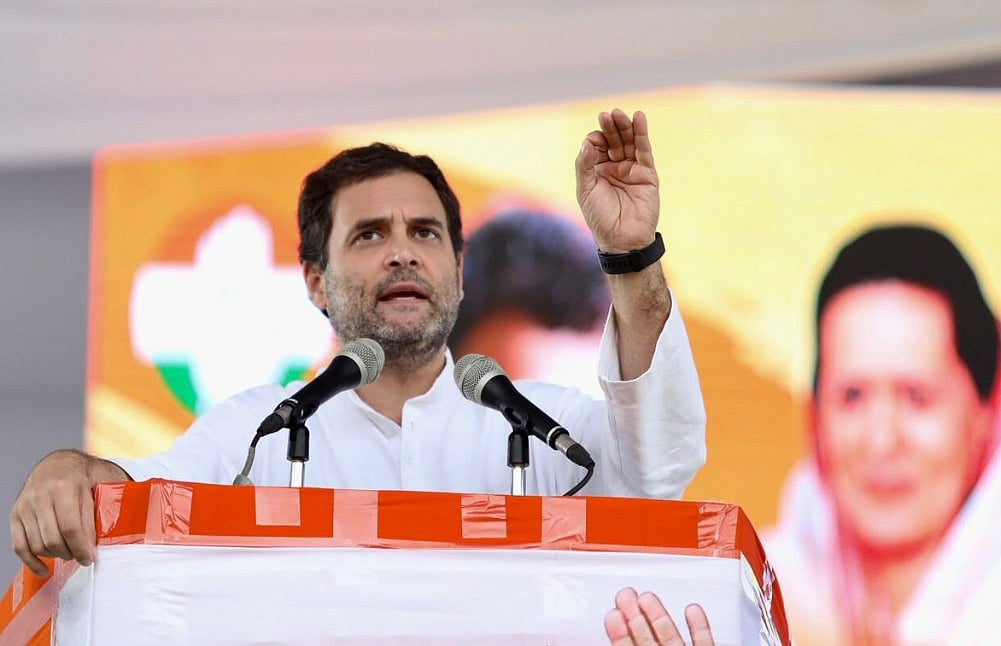 तेलंगानाः राहुल गांधी ने साधा पीएम मोदी पर निशाना, ‘56 इंच की छाती है मगर राफेल पर एक शब्द नहीं कह सकते’