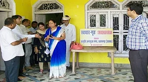 योगी राज में महिला आश्रय गृहों पर फिर उठे सवाल, देवरिया के बाद प्रतापगढ़ के 2 आश्रय गृहों से 26 महिलाएं गायब