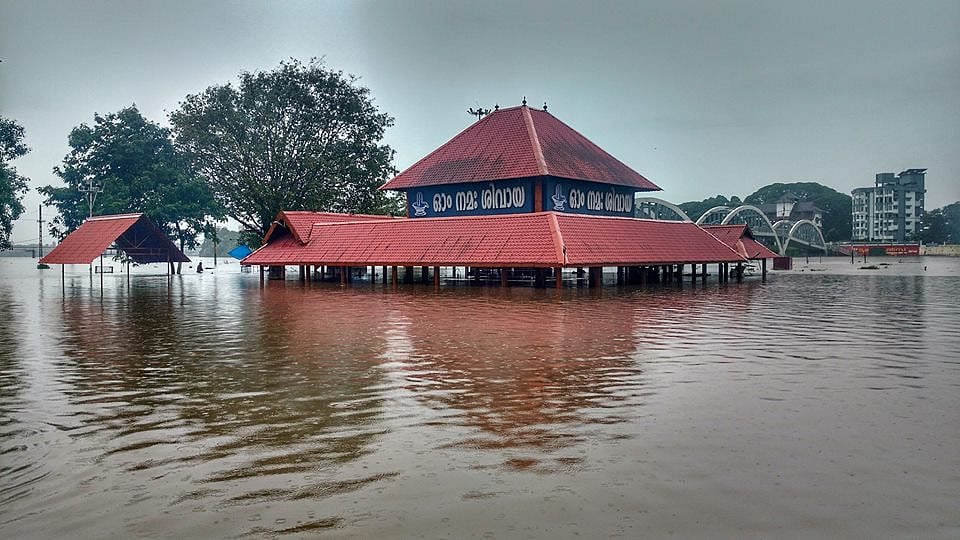 केरल में भारी बारिश का कहर, मरने वालों की संख्या हुई 26, मुन्नार में फंसे 57 विदेशी पर्यटक