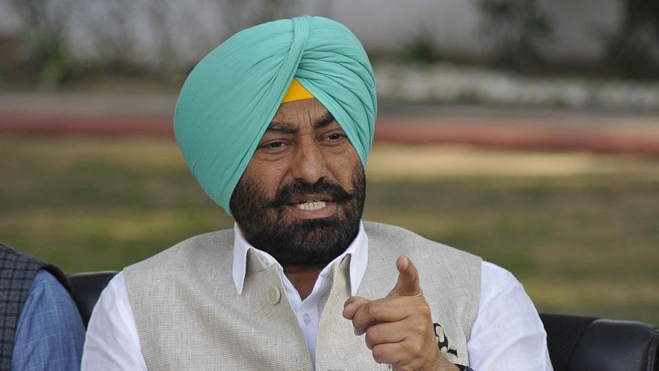 पंजाब: आम आदमी पार्टी की राज्य इकाई में संकट गहराया, बागी नेताओं ने बठिंडा में की रैली