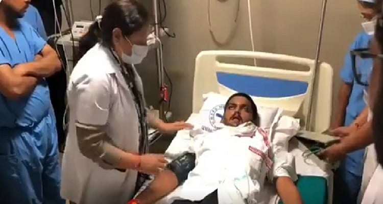 गुजरातः अनशन के 14वें दिन अस्पताल ले जाए गए पाटीदार नेता हार्दिक पटेल