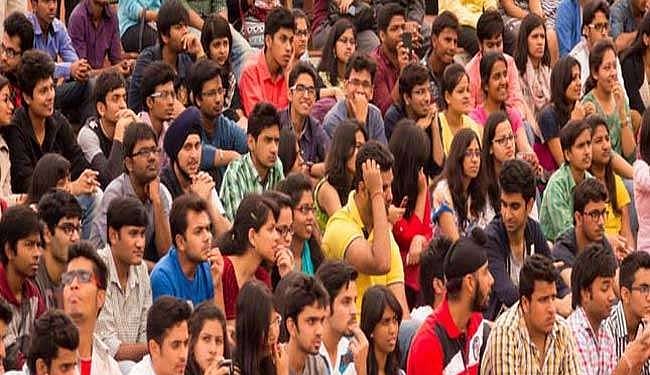 दिल्ली विश्वविद्यालय छात्र संघ चुनाव कल, अधूरे वादों और पुराने मुद्दों की छाया में लड़ा जा रहा है चुनाव
