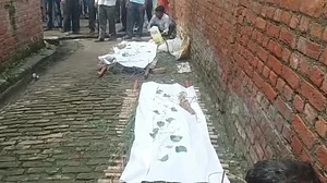 उत्तर प्रदेशः पति बेरोजगार था, बच्चे भूखे थे, तो बिजनौर में मां ने अपने बच्चों के साथ खुदकुशी कर ली...