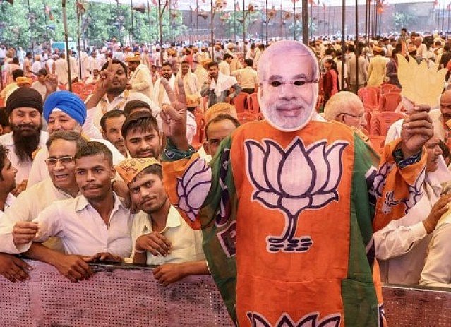 महागठबंधन की संभावना से डरी बीजेपी, उत्तर प्रदेश को चार छोटे राज्यों में बांटने पर कर रही है विचार