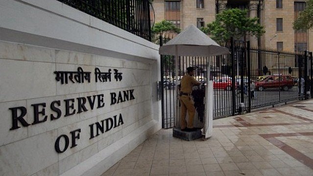 देश का विदेशी पूंजी भंडार 81.95 करोड़ डॉलर घटा