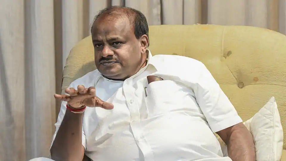 कर्नाटक की कांग्रेस-जेडीएस सरकार ने दी राज्य के लोगों को राहत, पेट्रोल-डीजल के दाम में की कटौती