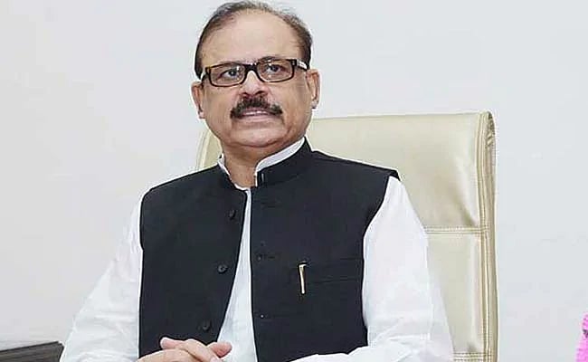 राफेल सौदा:  पीएम मोदी पर शरद पवार के  बयान से नाखुश तारिक अनवर ने एनसीपी से दिया इस्तीफा