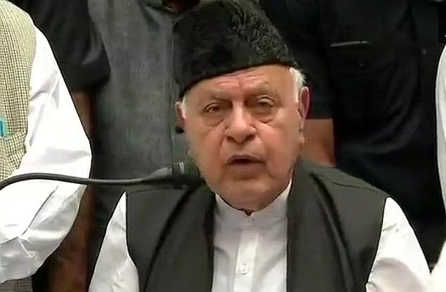 धारा 370 पर फारुख अब्दुल्ला ने दी सभी चुनावों के बहिष्कार की धमकी, केंद्र से रूख साफ करने को कहा 