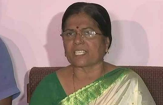 मुजफ्फरपुर शेल्टर होम: पूर्व मंत्री मंजू वर्मा के पति ने किया सरेंडर, आर्म्स एक्ट में पिछले कई दिनों से था फरार