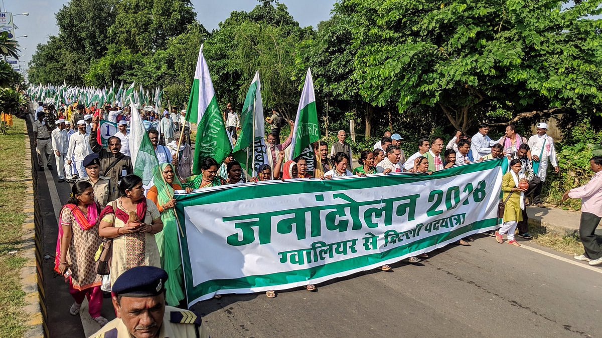हजारों सत्याग्रहियों का दिल्ली कूच जारी, शनिवार को मुरैना में राहुल गांधी भी होंगे शामिल