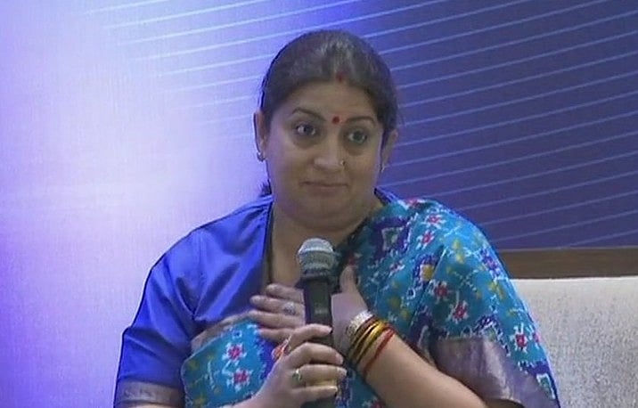 सबरीमाला पर बोलीं स्मृति ईरानी, ‘पीरियड का पैड लेकर क्या जाता है कोई दोस्त के घर?’
