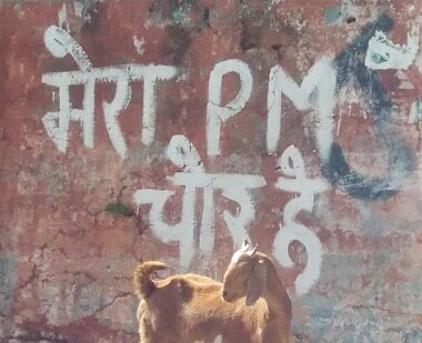बीजेपी शासित हिमाचल में अब दीवारों पर दिखने लगे हैं नारे, ‘गली-गली में शोर है, देश का पीएम #@*$ है’