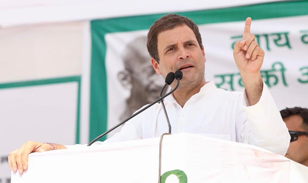 किसान अपनी जमीन के लिए लड़ता और मरता है, लेकिन मोदी सरकार  उद्योगपतियों को जमीन दे देती है: राहुल गांधी 